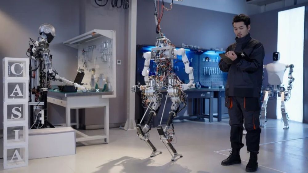 my country's Q series humanoid robots debut, initially achieving technical verification for different scenarios