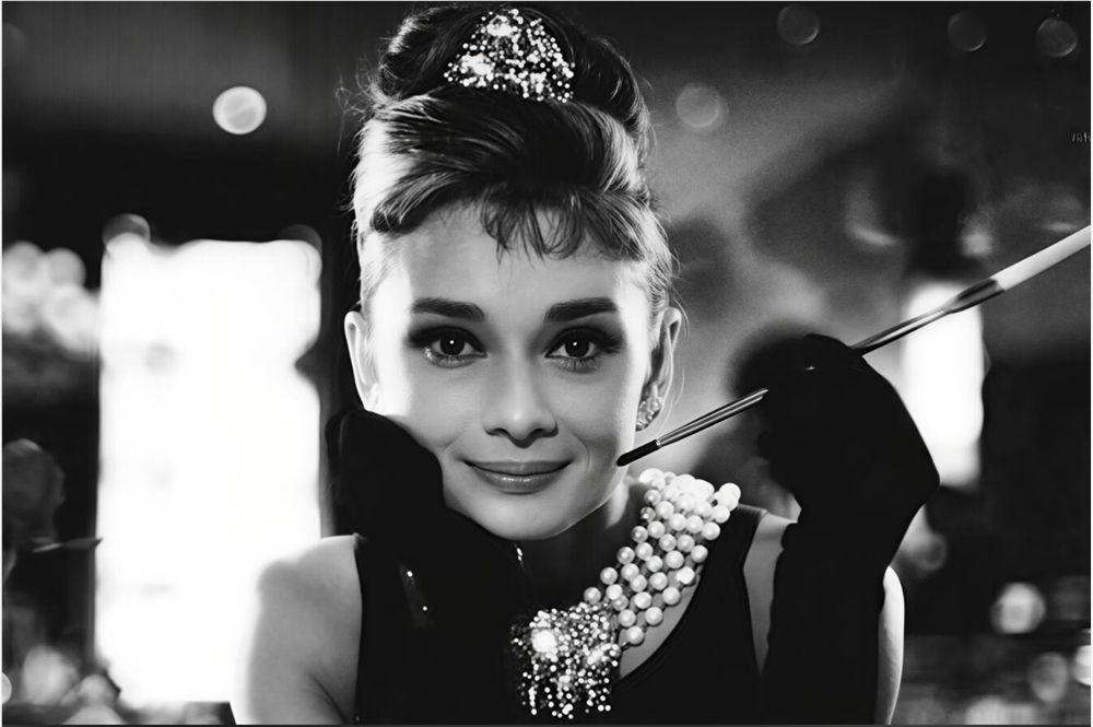 AI makes photos move, and the popular AI "revives" old photos from 40 years ago. Mobile phones can do it! Teach you how to use AI to restore old photos in high definition