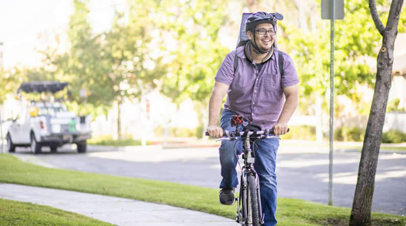 Sharp unveils AI Smart Link wearable: a neck-hanging AI assistant that supports natural language communication