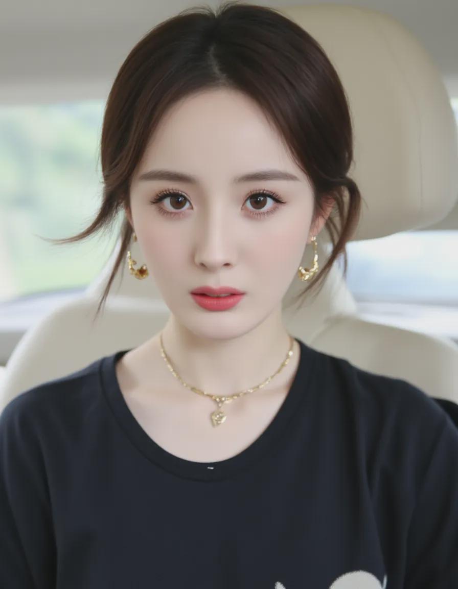 85a902ecj00skrrtb001bd000ow00w0m ComfyUI工作流,Flux一键AI换脸写真等多种场景,不限使用时长和次数