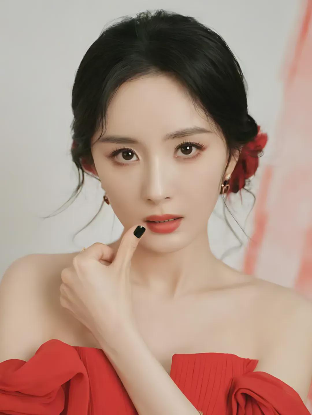 d8e3199ej00skrrtb001yd000u0013zm ComfyUI工作流,Flux一键AI换脸写真等多种场景,不限使用时长和次数