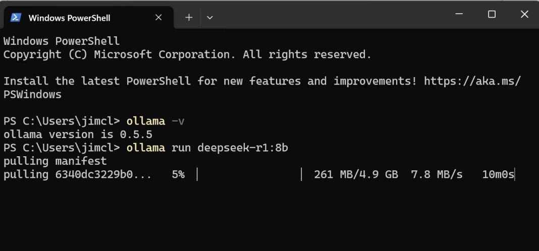 How to install and use DeepSeek R1 Big Model on your own computer?DeepSeek R1 Local Deployment Guide