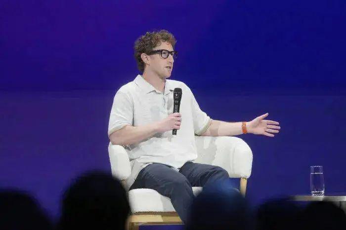 Zuckerberg: AR glasses will be the future of cell phones, VR the future of TVs