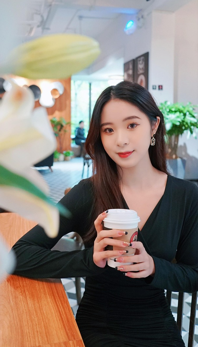 Make money with Google AI drawings, eight Nano Banana commercial AI games