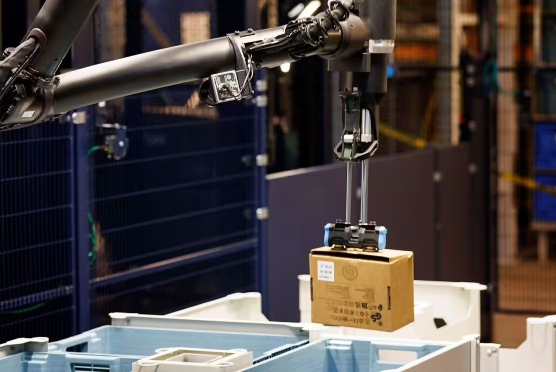 Amazon clarified that “the replacement of 600,000 workers with robotics”: it's just a reduction in efficiency, not humans