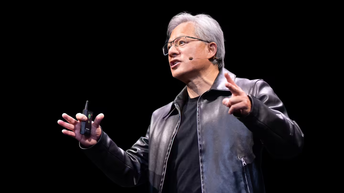 YIN WEIDA, CEO, WONG IN-HOON: AI DOESN'T JUST "TAKE" YOUR JOB, BUT IT'S A STRANGE CAREER