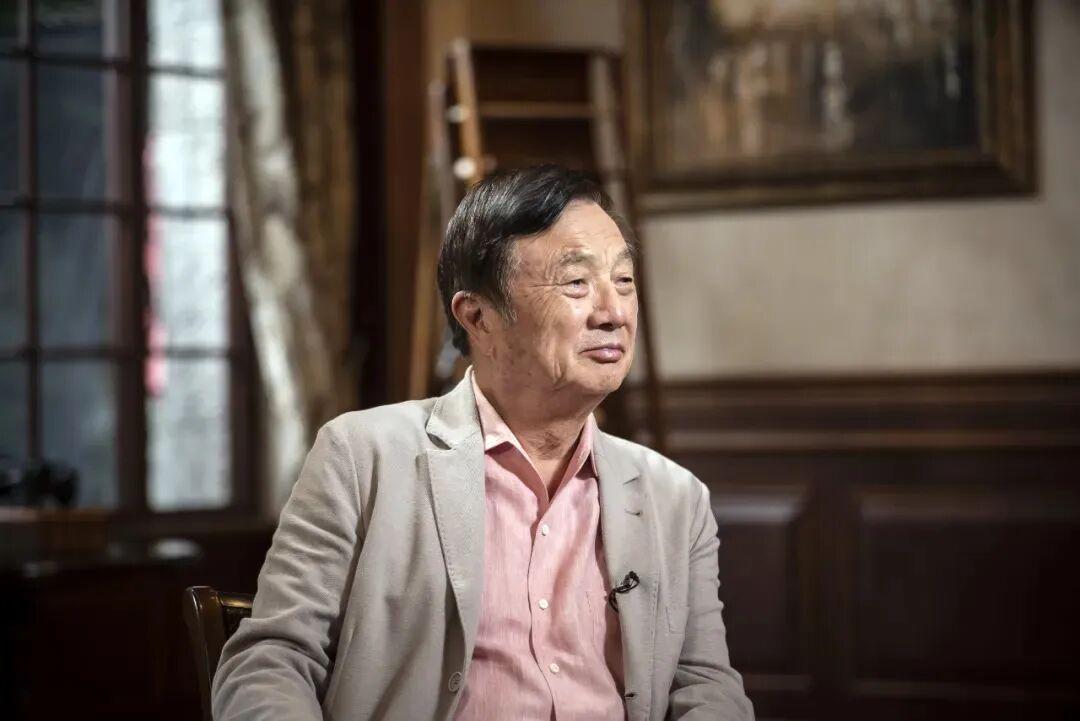 b9b40ce4j00t6uca6001sd000u000k1m 任正非:未来算力将过剩,AI 重点在于应用而非发明