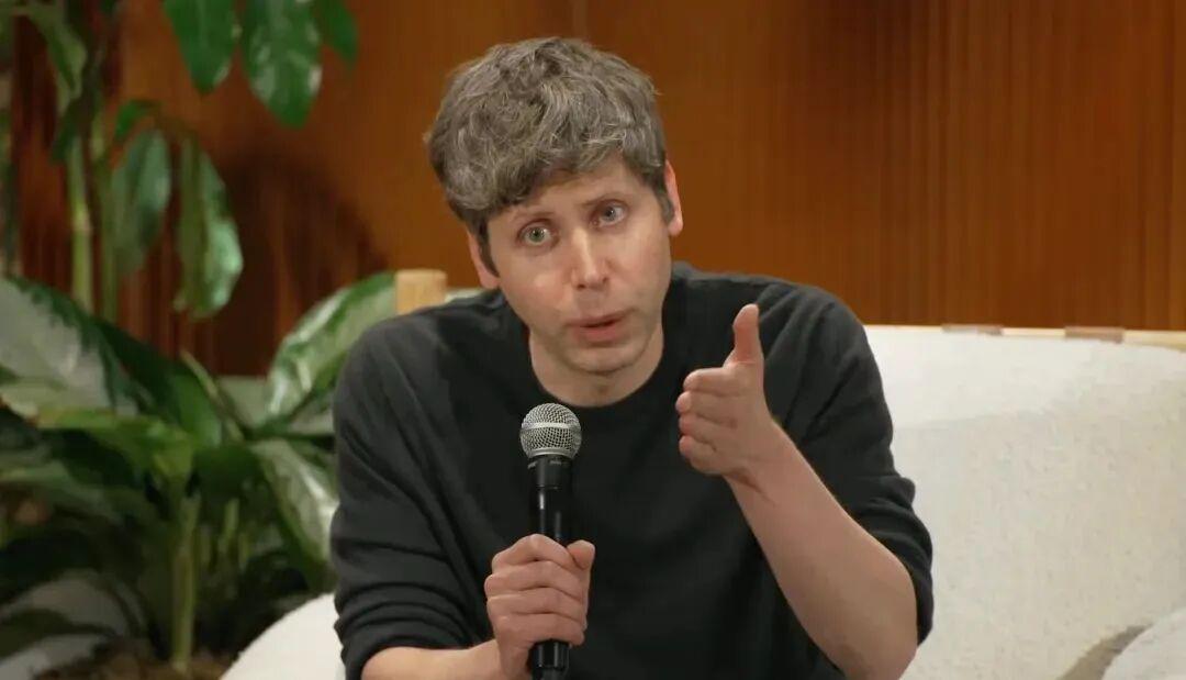 75534573j00t9k6hp001dd000u000h7m 山姆 · 奥特曼:企业若不拥抱 AI,将被全 AI 公司淘汰