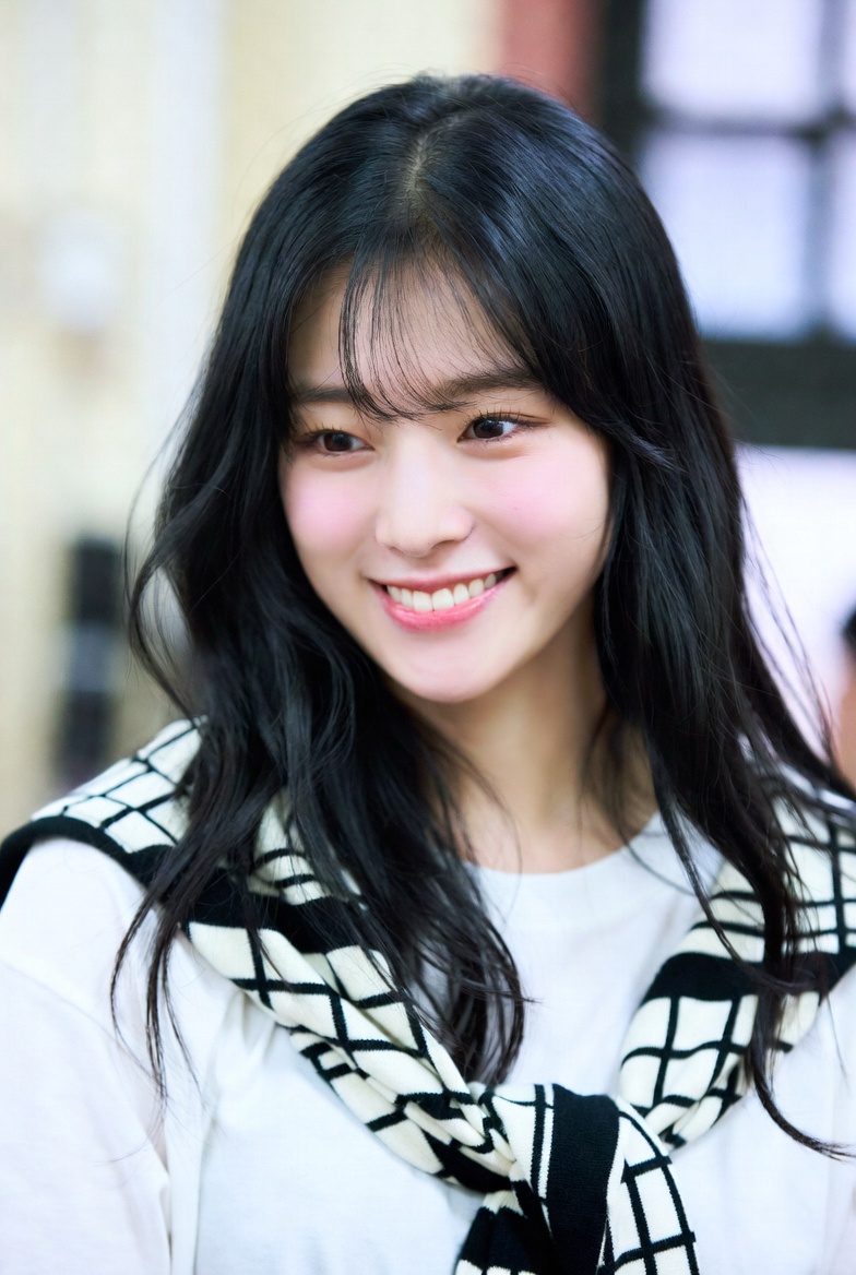 40f5149fj00tb96b1011xd000ls00wgm 用OpenClaw搭建一个7x24帮你赚钱的AI员工,零基础也能上手的部署教程