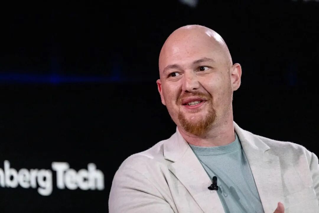 Replit CEO：AI 已经能写代码，但它替代不了系统思维