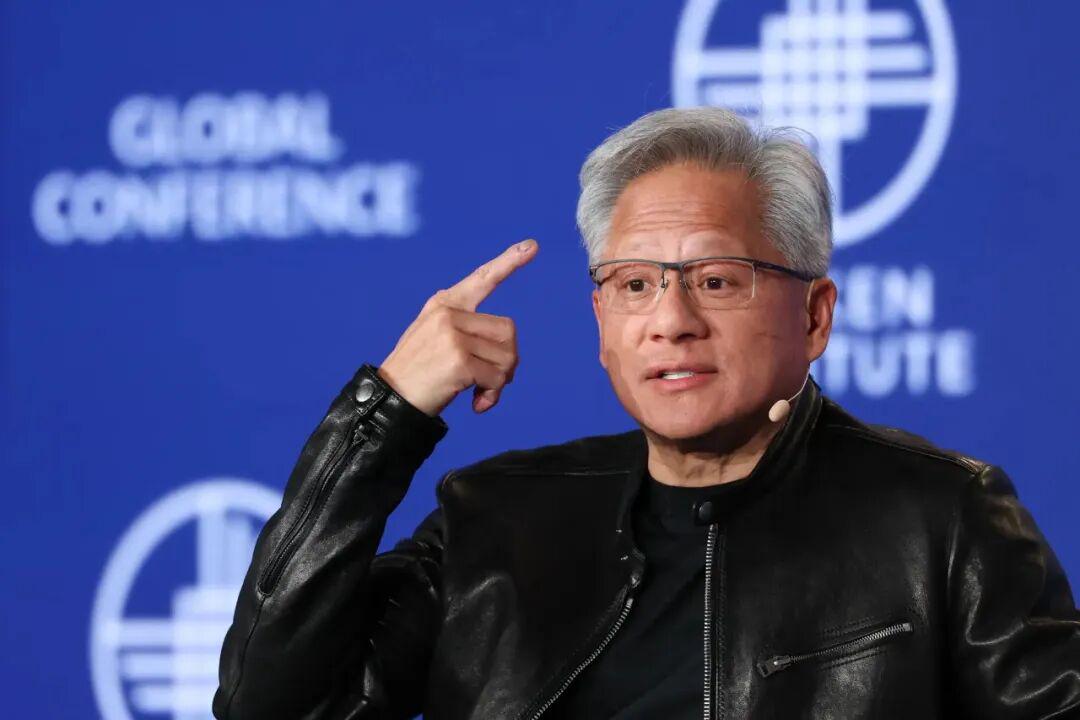 603f9412j00tfohrh001md000u000k0m 黄仁勋:AI 时代学什么不重要,讲故事、创造力才重要
