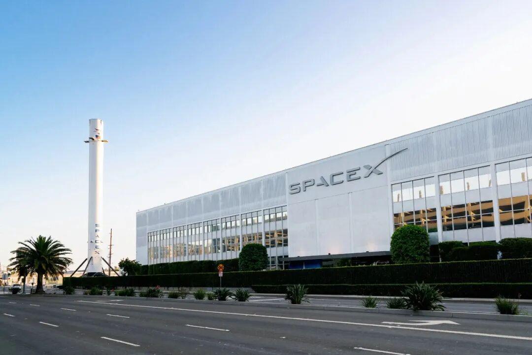 SpaceX 正式启动 IPO，估值 1.25 万亿美元，或成史上最大规模上市