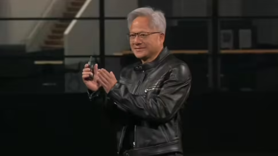 61c71058j00tkf6vj005vd000qy00f5p 英伟达 CEO 黄仁勋:在很多任务上我们已实现 AGI,该里程碑已无意义