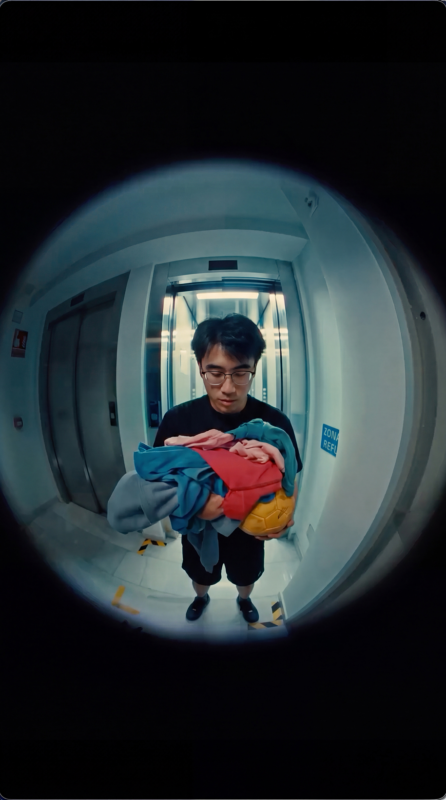 e7d00588j00tln9yp01o4d000pf019kp AI提示词创作第七十六节:用 AI 创作创意品牌短片的完整方法