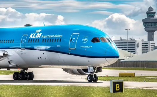 节粮“新招”：荷兰皇家航空用 AI 确定飞机餐食数量，声称能减少 63% 食物浪费