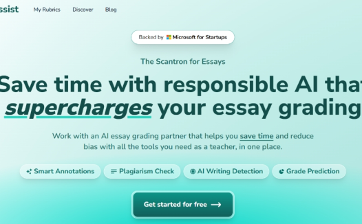 GradeAssist：面向教师的免费AI论文批改助手