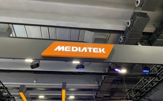 联发科天玑 9300+ 处理器发布 支持Llama27B端侧大模型运行