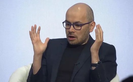 谷歌 DeepMind CEO:当前 AI 综合智力还不如普通家猫