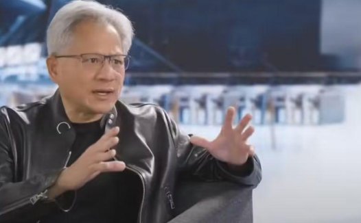 英伟达 CEO 黄仁勋首次公开回应 DeepSeek:投资者误解,AI 发展仍需强大算力
