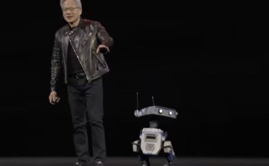 英伟达 CEO 黄仁勋:人形机器人将在 5 年内广泛应用于制造业