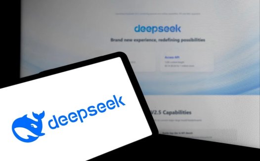 DeepSeek使用指南,30个DeepSeek提示词技巧让你成为AI调教大师
