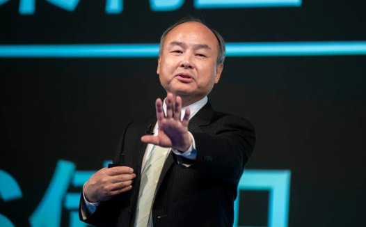 孙正义： 1000 名 AI Agent 取代 1 个工作岗位