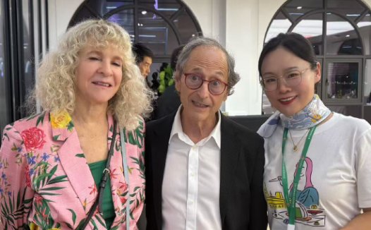 诺贝尔奖得主:AI 会推动人类学习的「第二次启蒙」