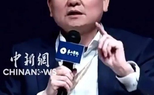 张文宏医生：拒绝将 AI 引入病历系统，担忧年轻医生能力退化