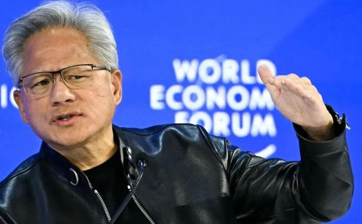 黄仁勋谈 AI 泡沫：真正的挑战是投资还不够