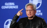 黄仁勋:AI 时代学什么不重要,讲故事、创造力才重要