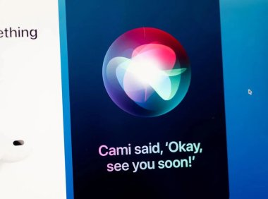 曝苹果独立 Siri 应用支持对话自动删除、底层模型大量替换为 Gemini