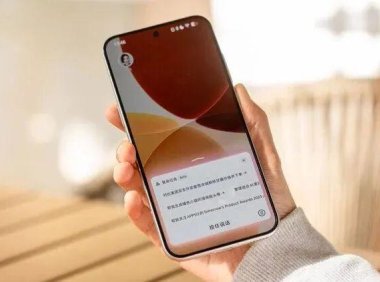 中兴高管：新一代 AI手机近期上市，将推动 AI 能力走向端侧