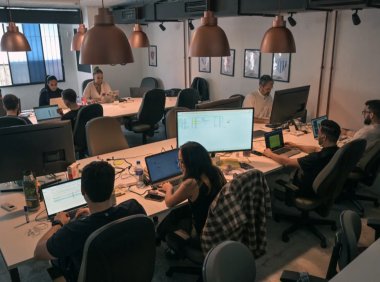 Google 前高管:22 岁 AI 原生代员工效率已超越资深员工