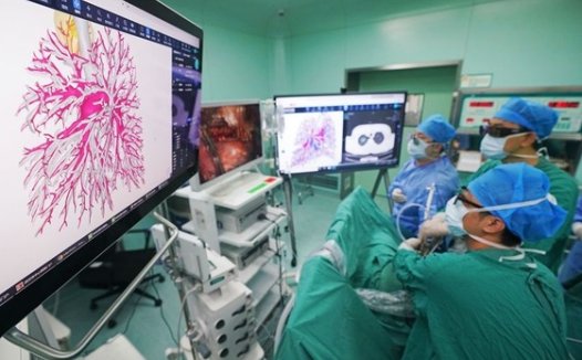 报告称中国临床医护 AI 使用率高于全球水平