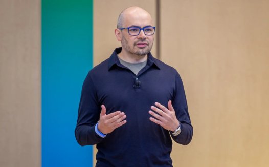 Google DeepMind CEO 哈萨比斯:AI 不会让 STEM 和计算机科学学位失去价值