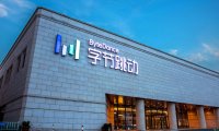 消息称字节跳动开始预训练 10 万亿参数大模型，规模或接近 Anthropic 旗舰
