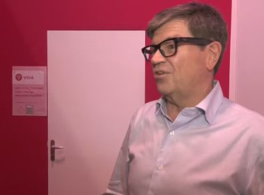 “AI 教父”杨立昆：下一代 AI 须理解现实世界