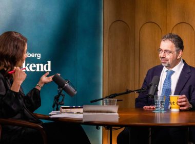 诺奖得主 Acemoglu:AI 应帮助劳动者,别只盯着 AGI