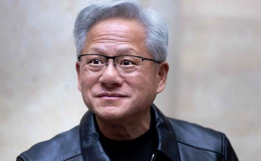 英伟达 CEO 黄仁勋乐观回应近期 AI 概念股大跌:一切都会过去